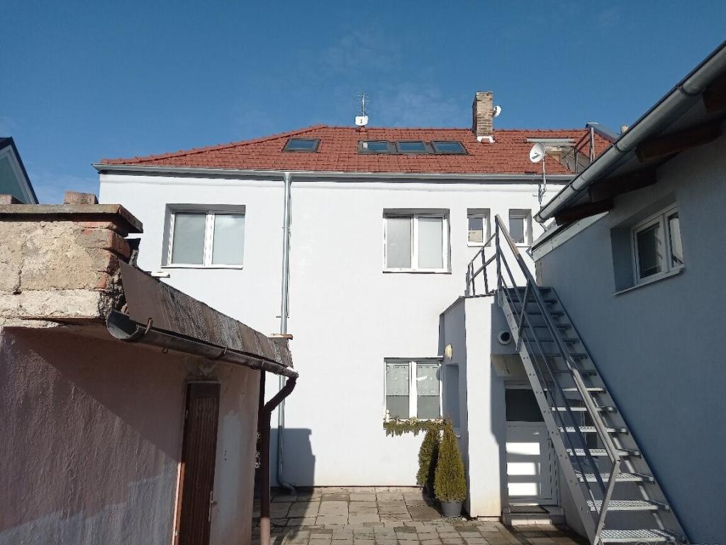Pronájem bytu 2+kk 40 m2
