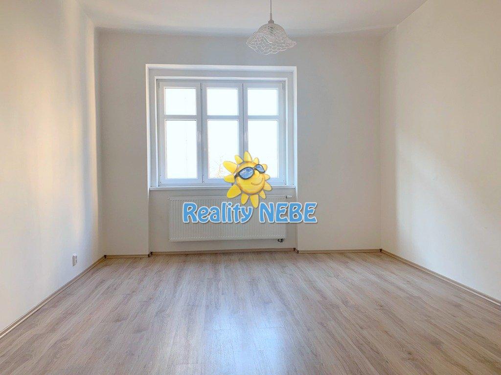 Pronájem bytu 2+1 56 m2