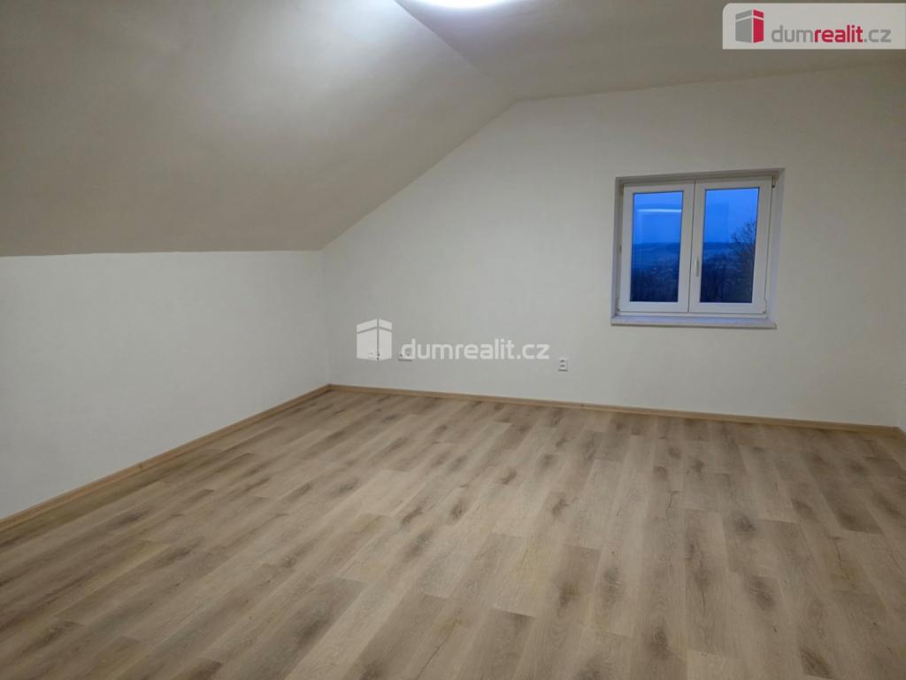 Pronájem bytu 1+kk 28 m2
