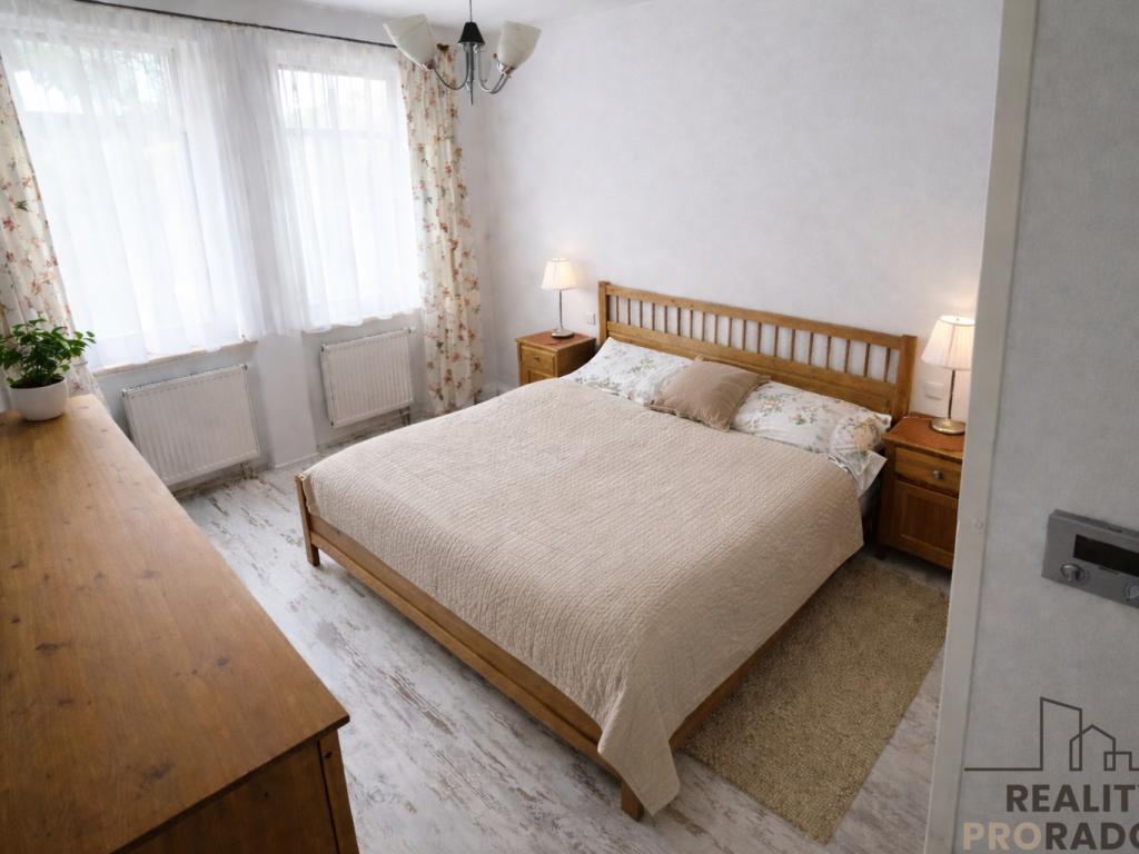 Prodej domu 369 m2, Jesenice – náhled fotky 22