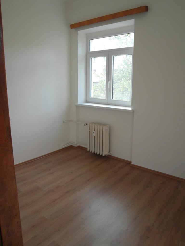 Listing 3