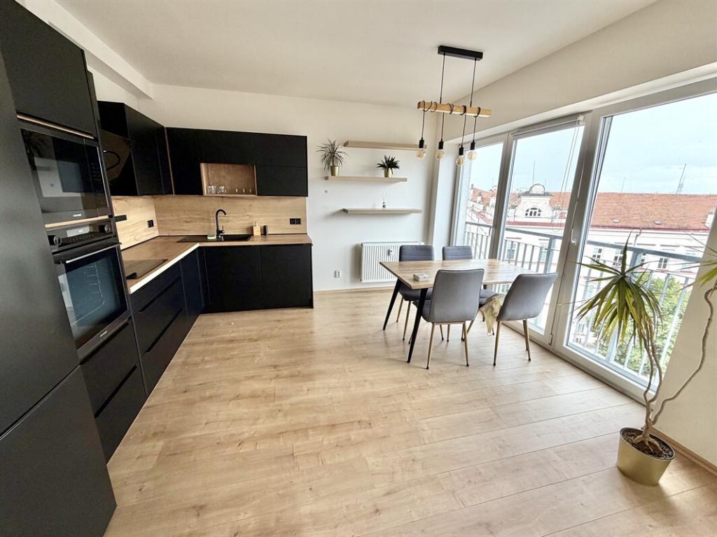 Pronájem bytu 2+kk 95 m2
