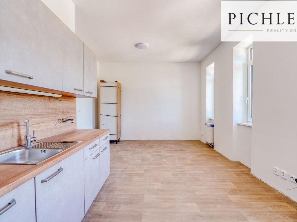 Pronájem bytu 1+kk 35 m2