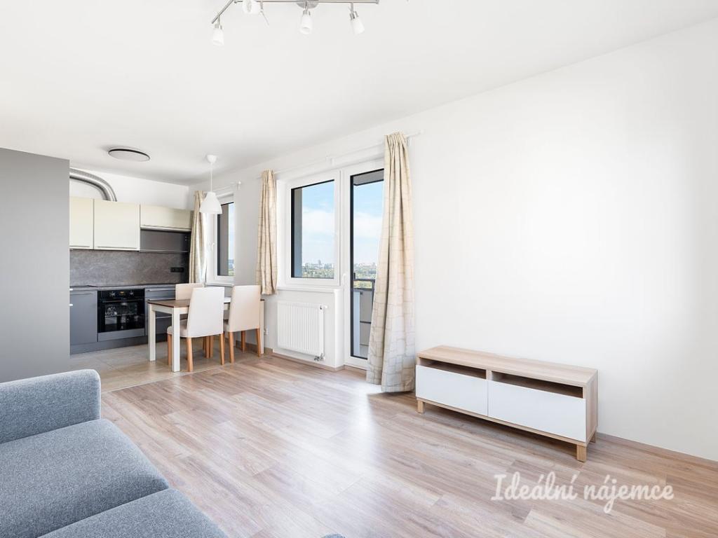 Pronájem bytu 3+kk 64 m2