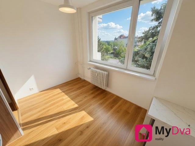 Pronájem bytu 1+1 33 m² – pohled 6