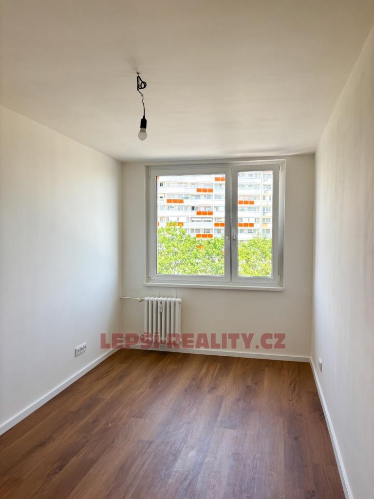 Prodej bytu 3+kk 74 m2, Praha – náhled fotky 12