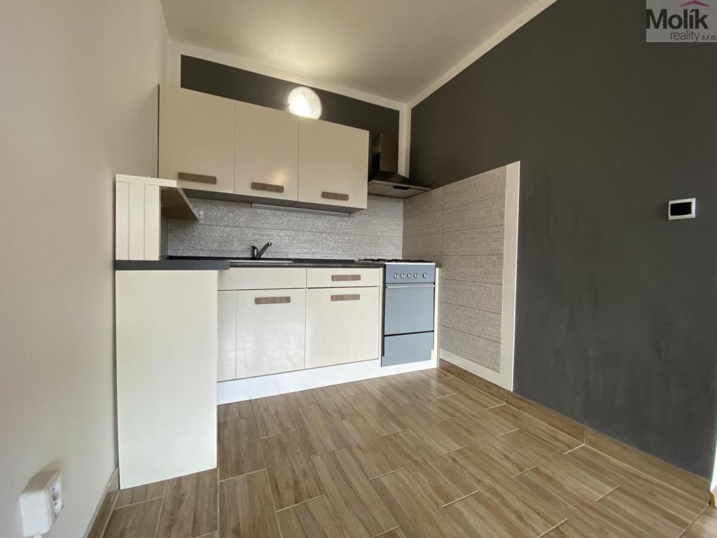 Pronájem bytu 2+kk 40 m2
