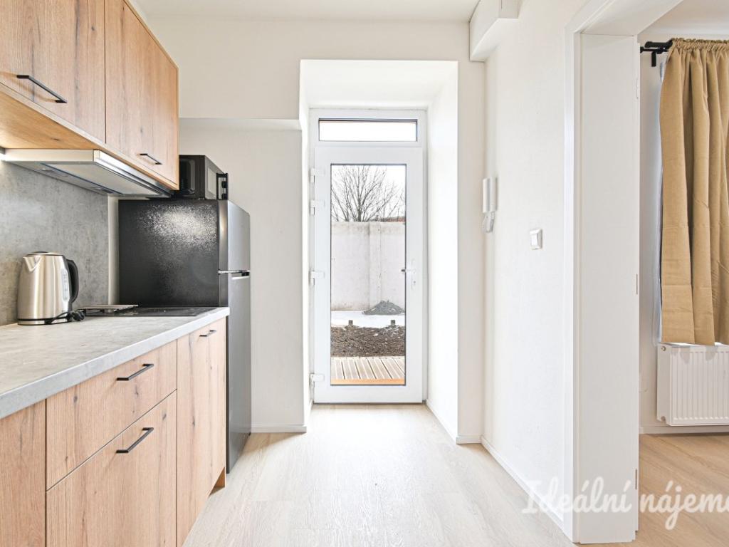 Pronájem bytu 1+1 25 m2