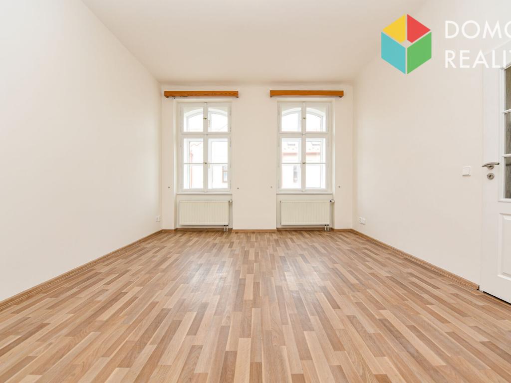 Pronájem bytu 1+1 39 m2, Králův Dvůr – náhled fotky 2