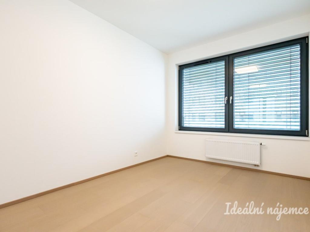 Pronájem bytu 2+kk 52 m2, Praha – náhled fotky 8