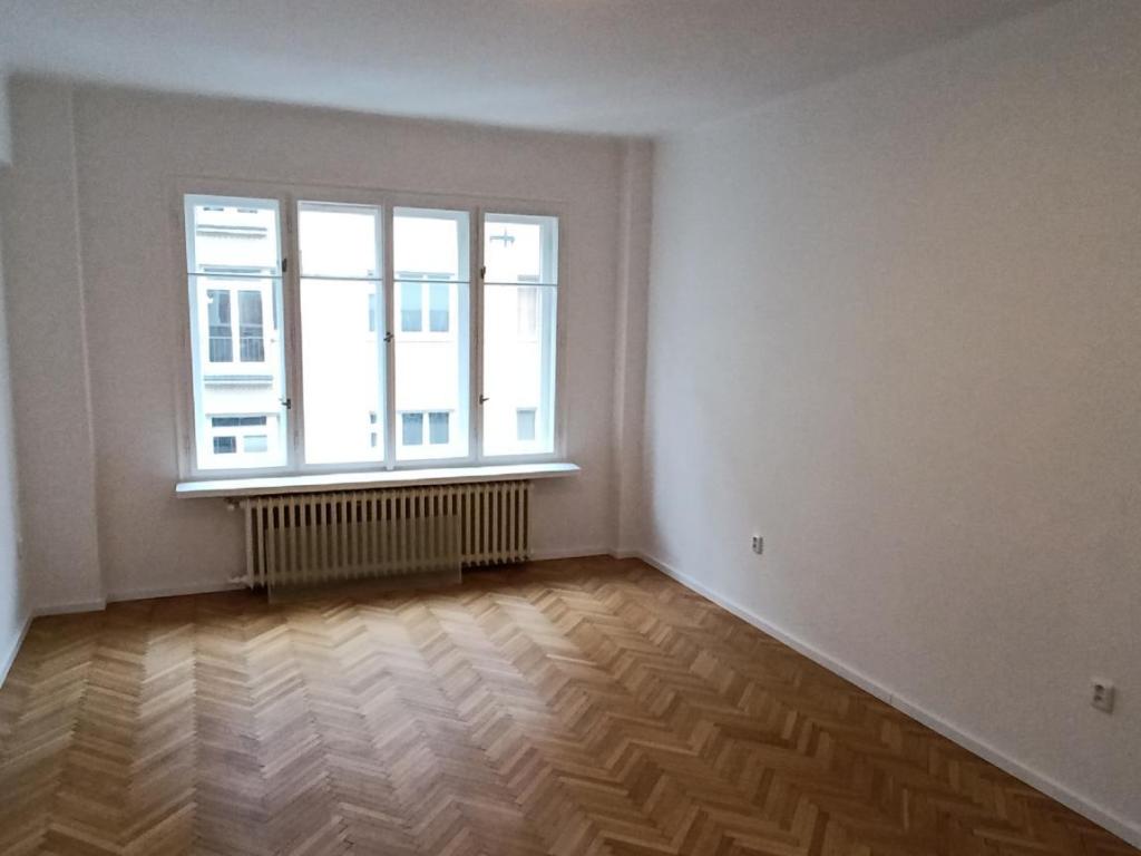 Pronájem bytu 2+1 78 m² – pohled 6