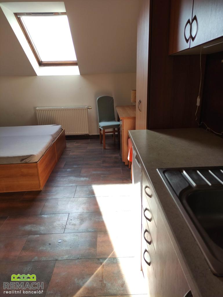 Pronájem bytu 1+kk 25 m2