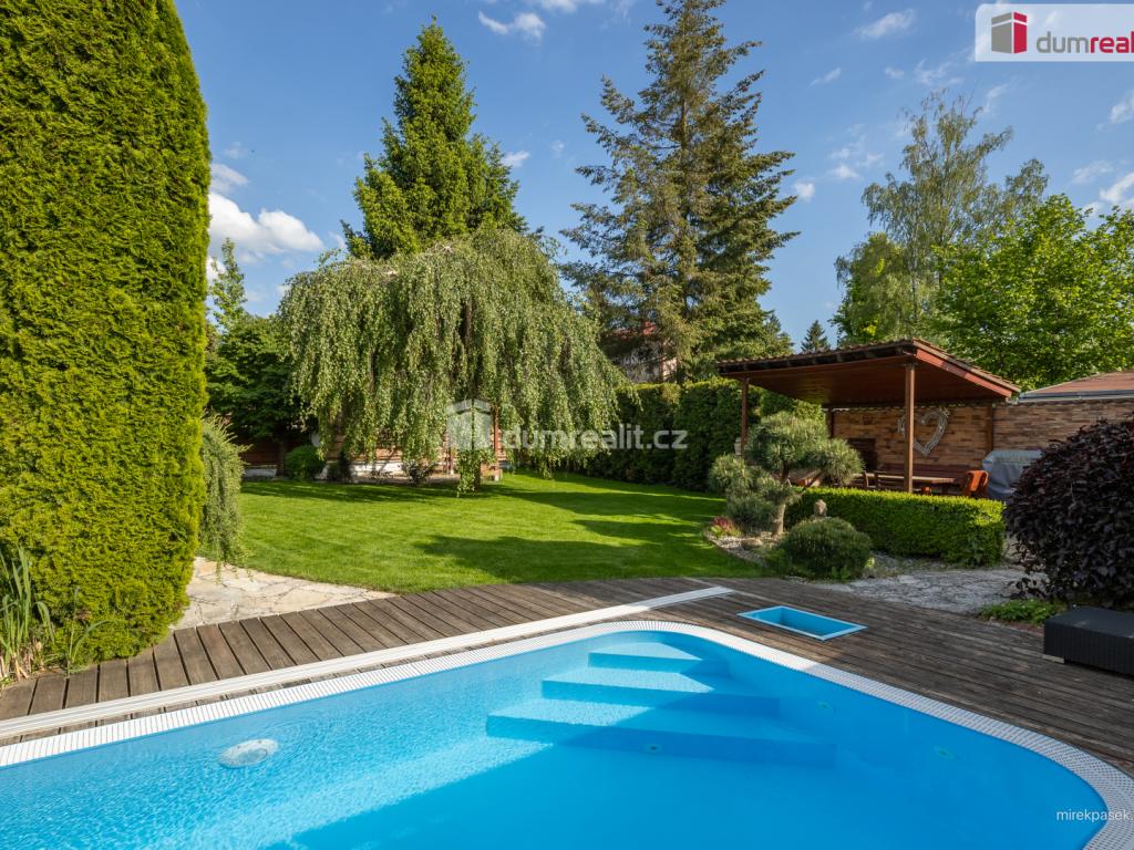 Prodej domu 300 m² – pohled 2