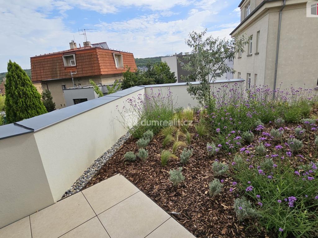 Pronájem bytu 2+kk 72 m2