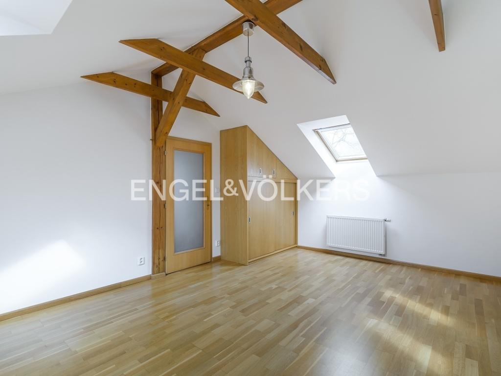 Pronájem bytu 4+kk 170 m2