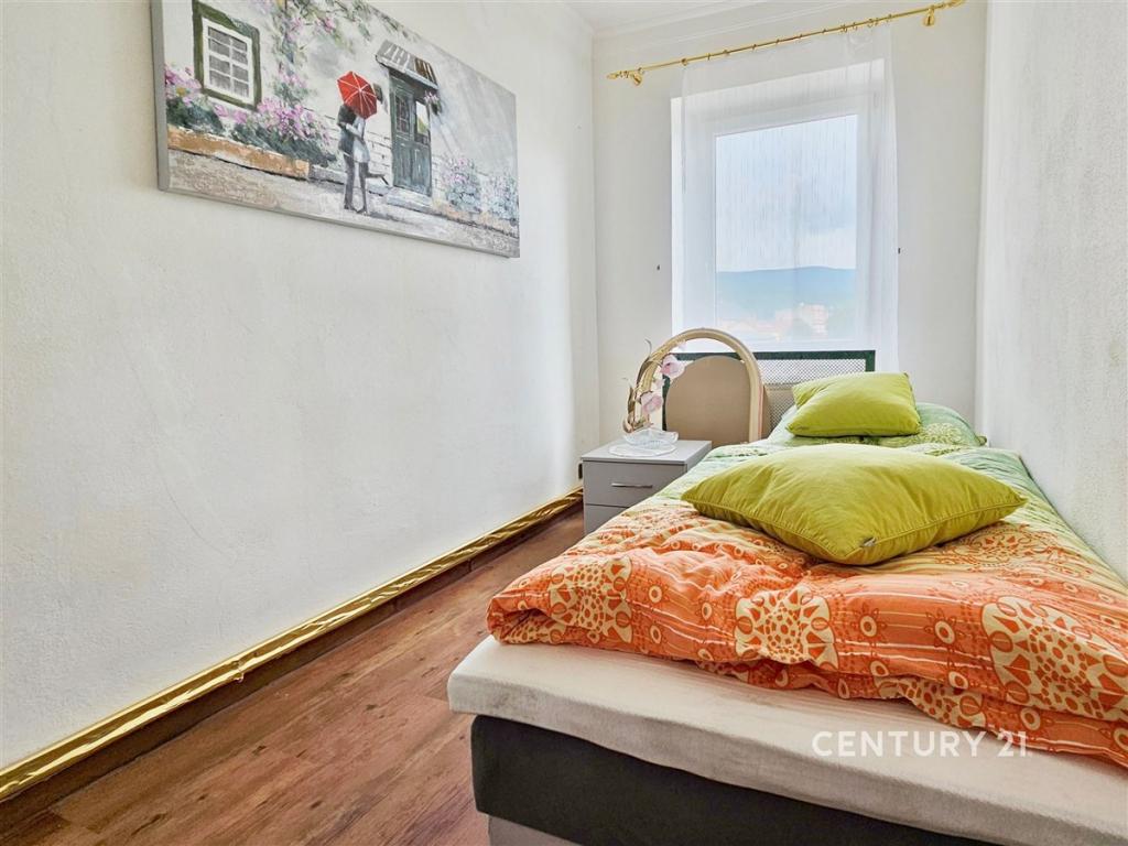 Pronájem bytu 3+kk 79 m2