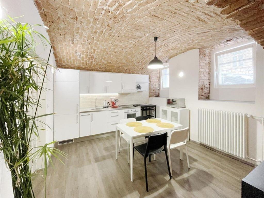 Pronájem bytu 2+kk 68 m2