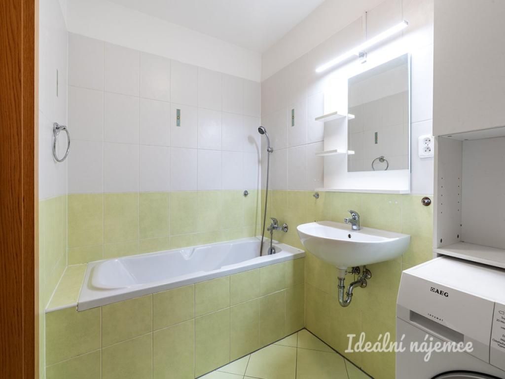 Pronájem bytu 1+kk 34 m2