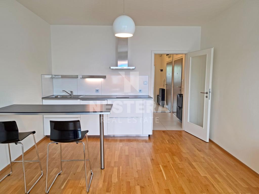Pronájem bytu 1+kk 31 m2