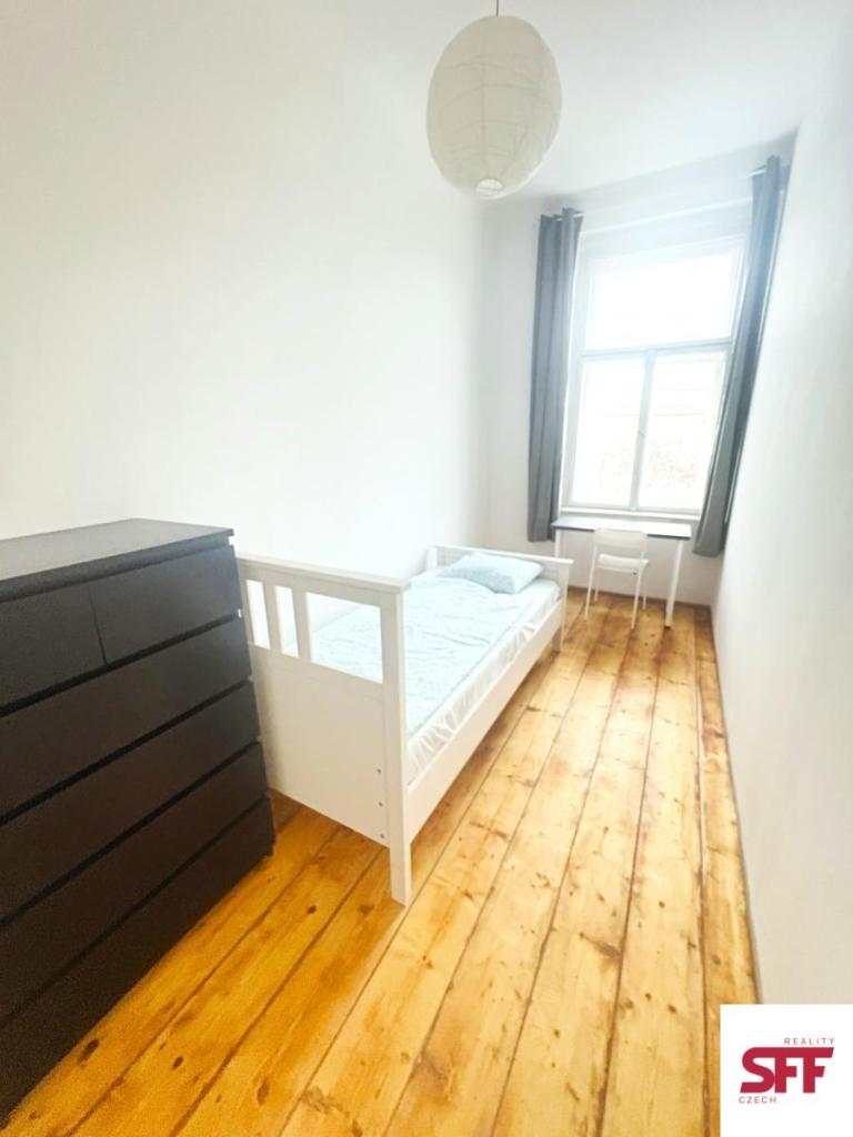 Pronájem bytu pokoj 10 m2