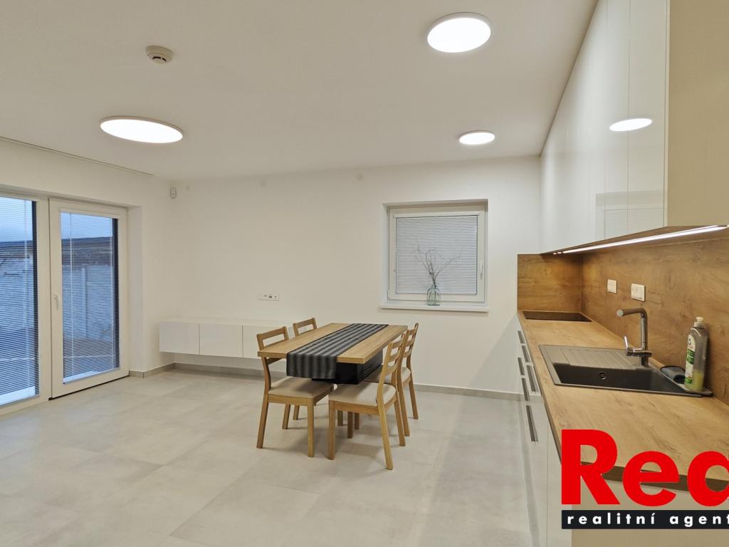 Pronájem bytu 3+kk 85 m2