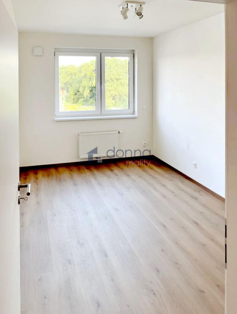 Pronájem bytu 2+kk 52 m2, Praha – náhled fotky 7