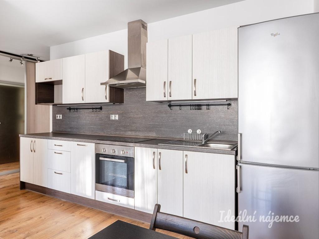 Pronájem bytu 2+kk 44 m2