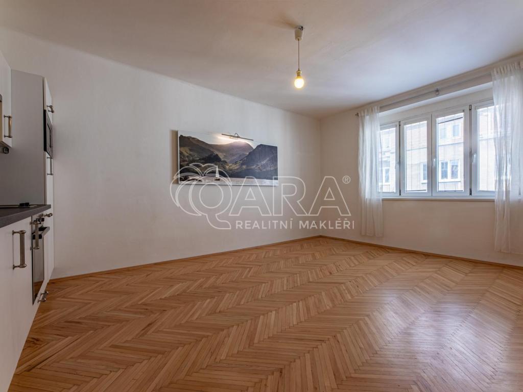 Pronájem bytu 1+kk 34 m2