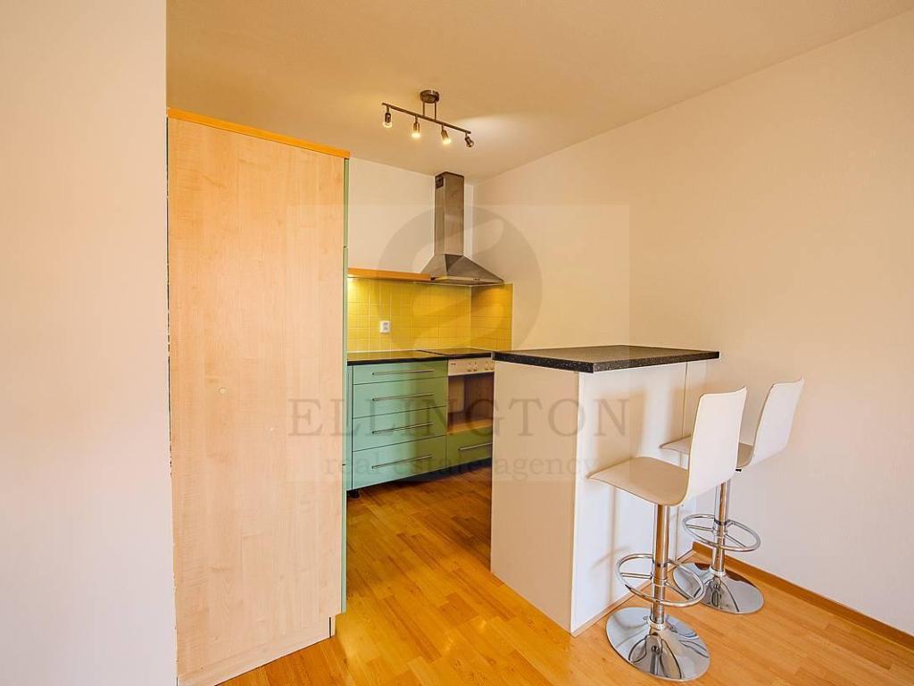 Prodej bytu 2+kk 42 m2, Praha – náhled fotky 6