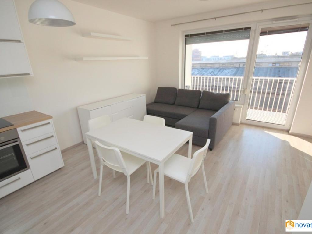 Pronájem bytu 2+kk 54 m2
