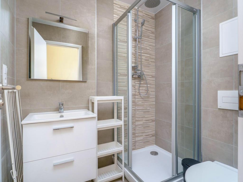 Pronájem bytu 1+kk 31 m2, Praha – náhled fotky 5