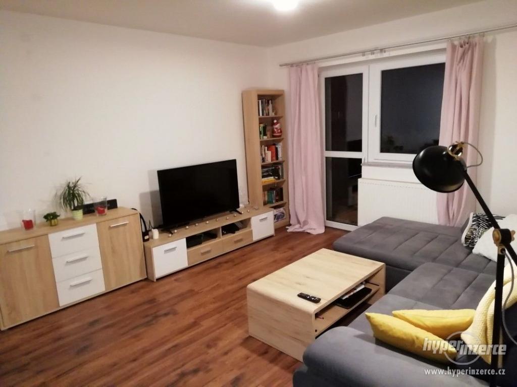 Pronajem bytu 2+kk 58 m2 Břežany II, Břežany II Břežany II 11000