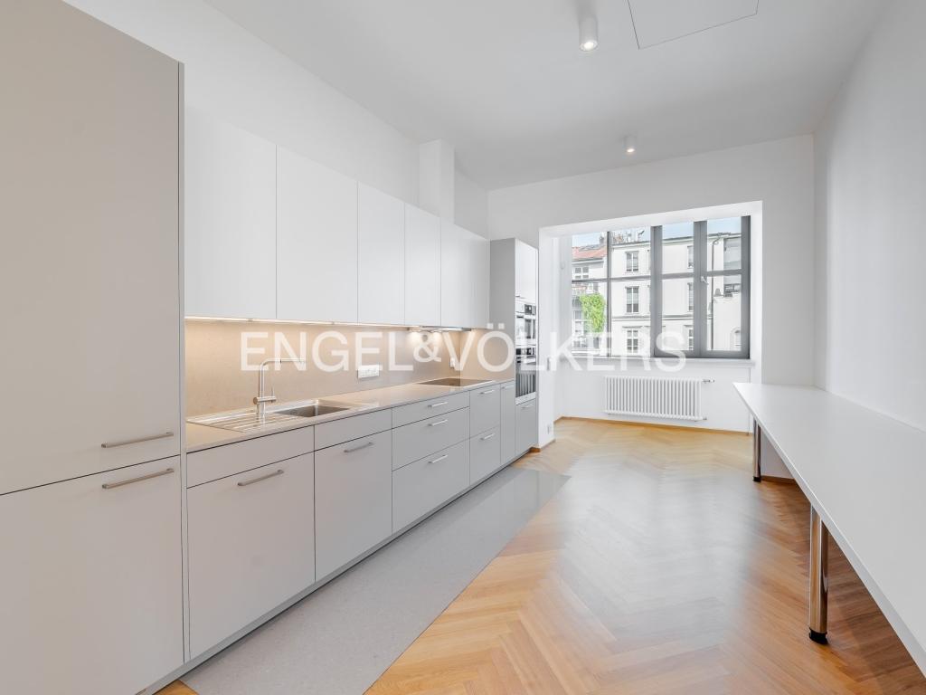 Pronájem bytu 5+kk 202 m2
