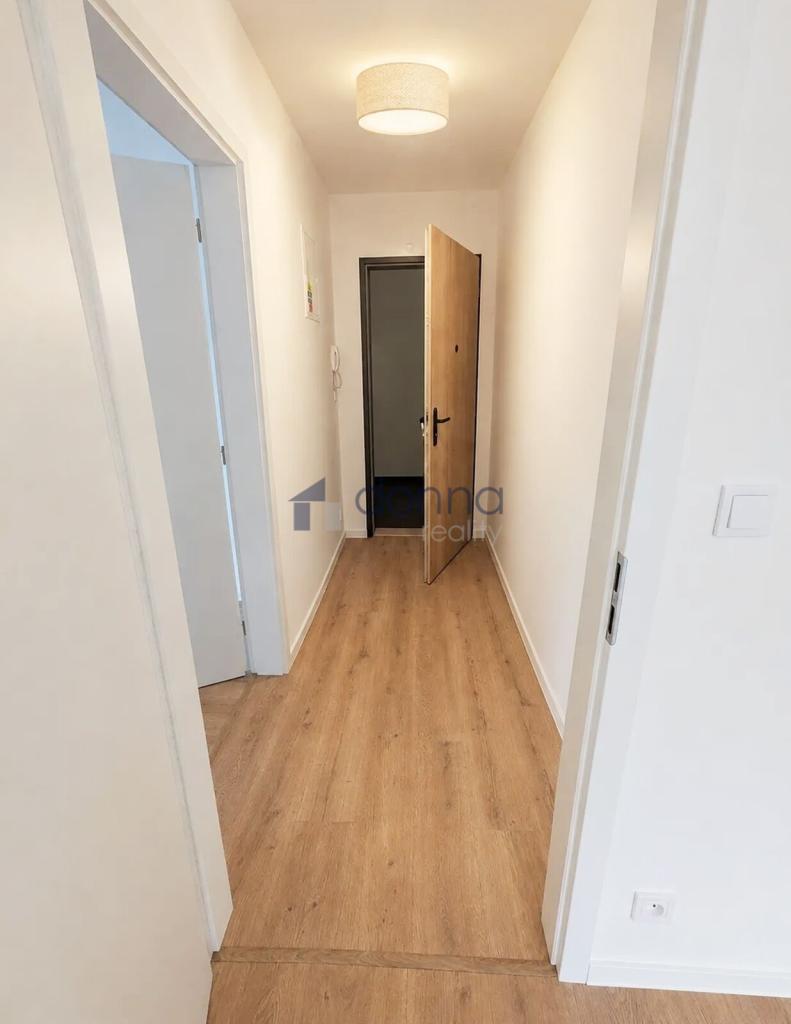 Pronájem bytu 3+kk 53 m2, Praha – náhled fotky 7