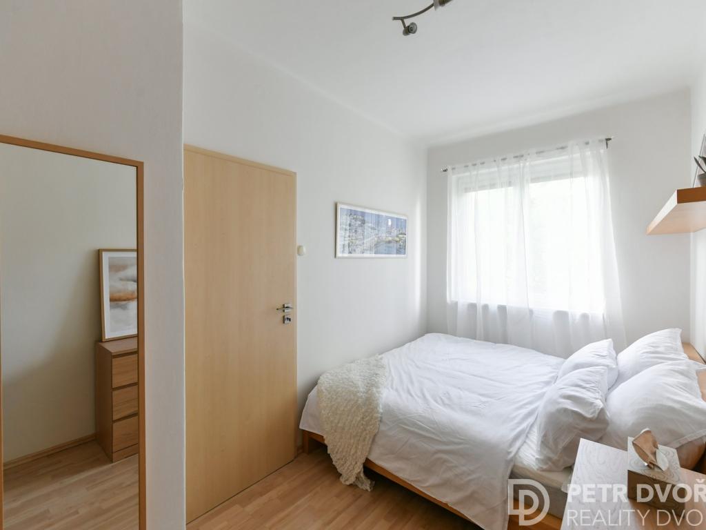 Prodej bytu 2+kk 40 m2, Praha – náhled fotky 6