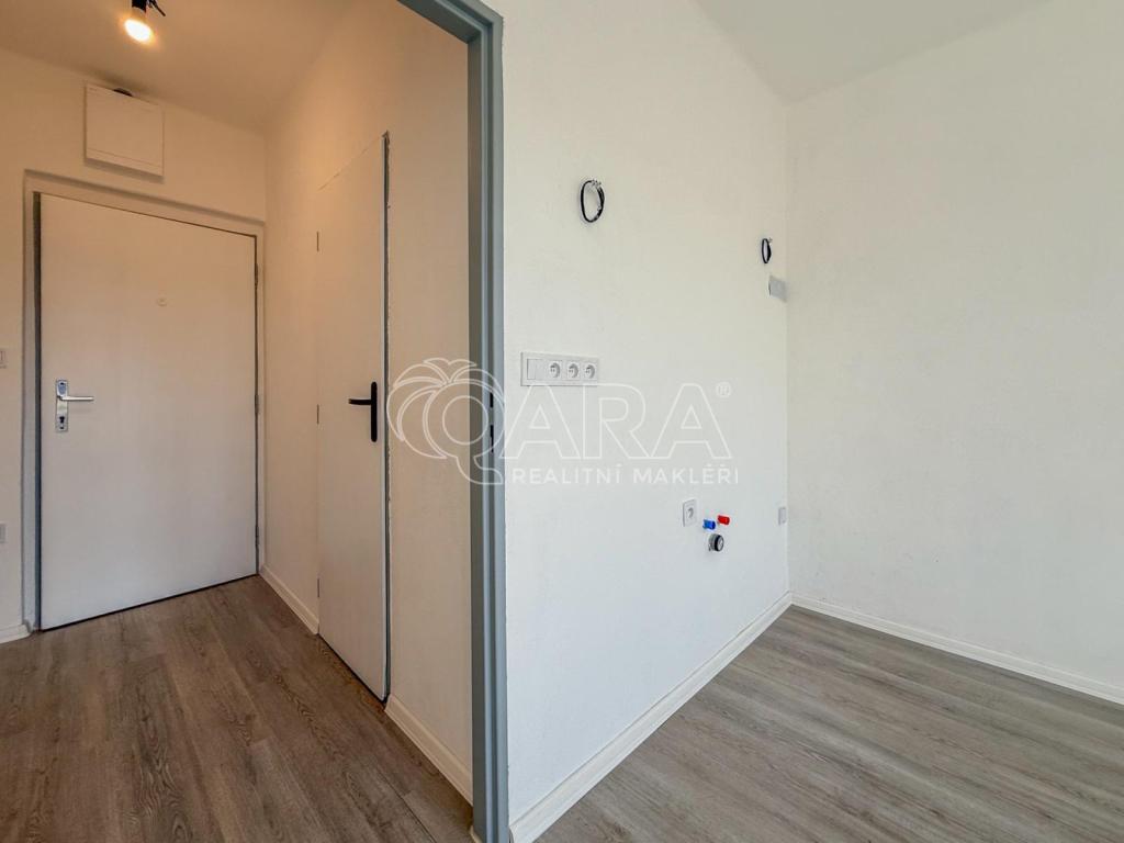 Prodej bytu 1+kk 28 m2, Tábor – náhled fotky 4