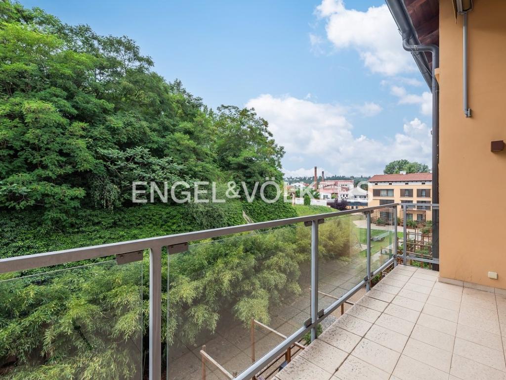 Pronájem bytu 2+kk 87 m2, Praha – náhled fotky 4