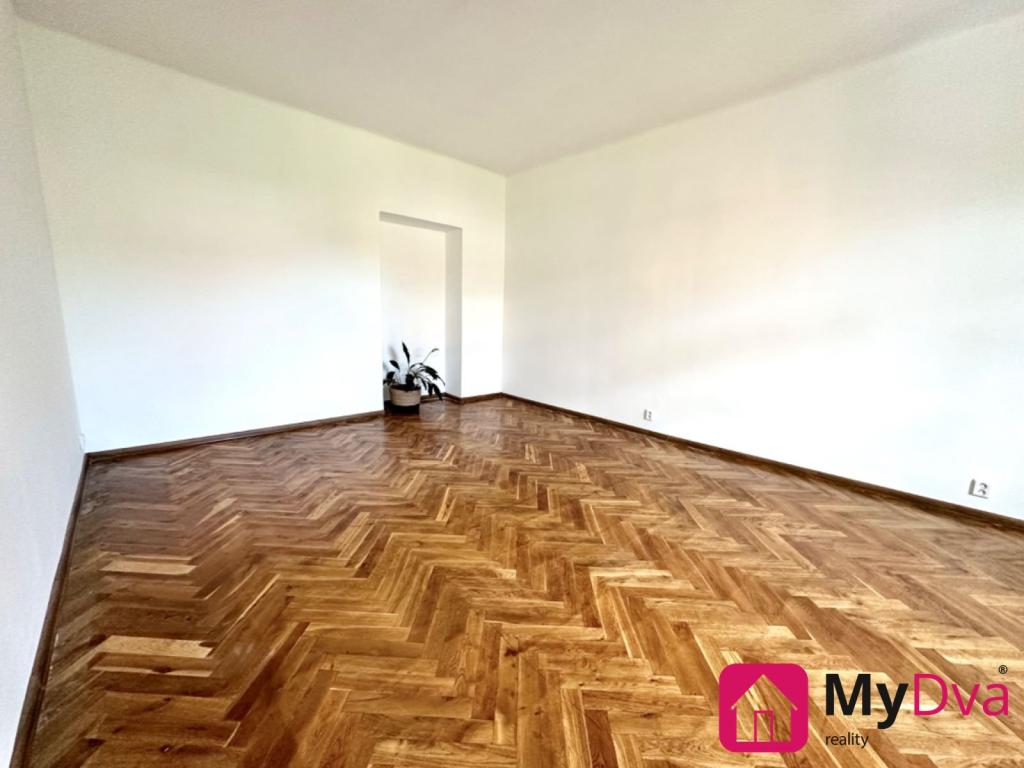 Pronájem bytu 2+kk 80 m2, Praha – náhled fotky 8