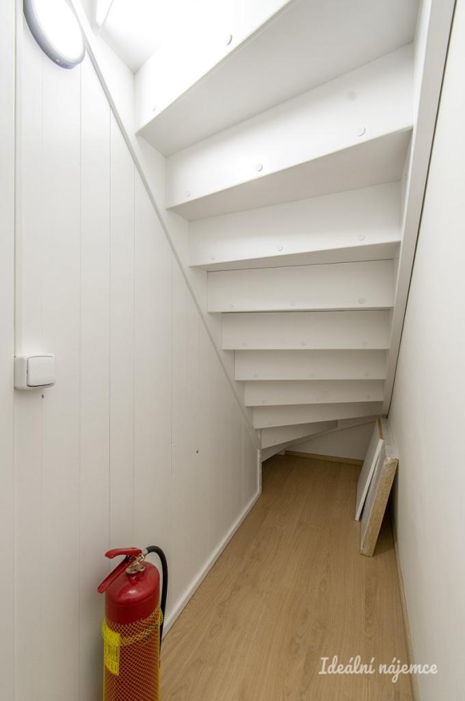 Pronájem bytu 4+kk 107 m2, Praha – náhled fotky 7