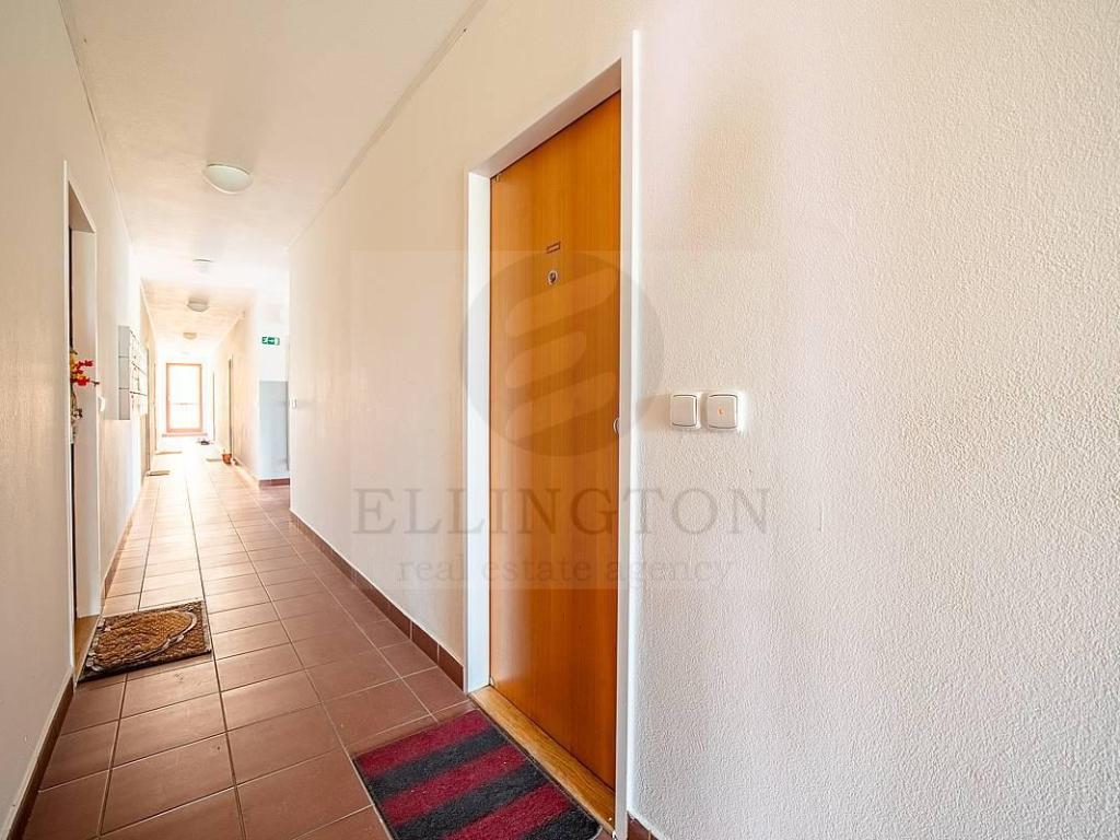Prodej bytu 2+kk 42 m2, Praha – náhled fotky 17