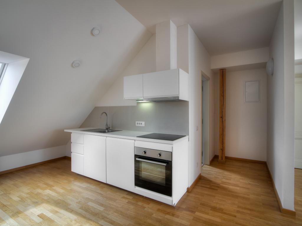 Pronajem bytu 2+kk 80 m2