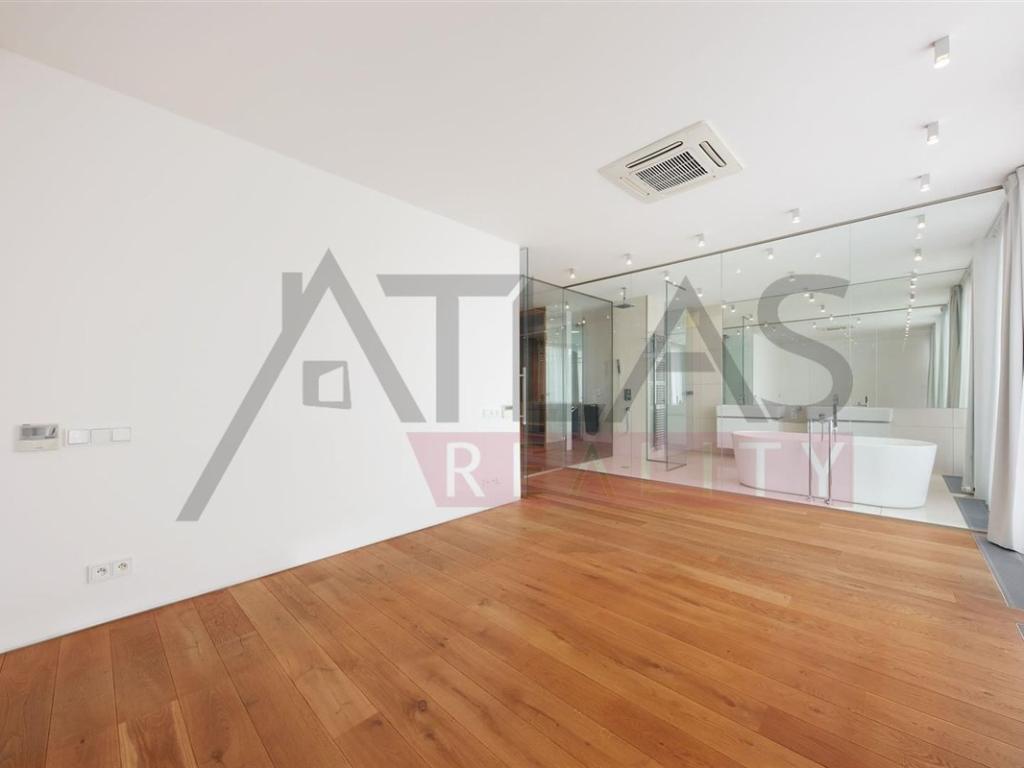 Pronájem bytu 4+kk 250 m2