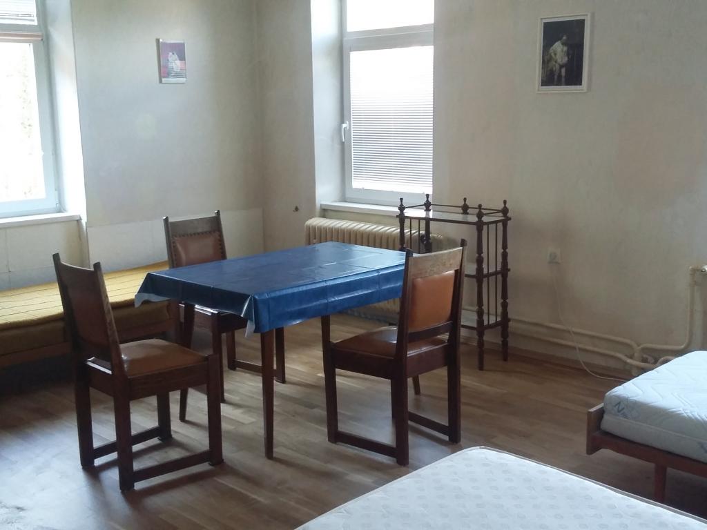 Pronajem bytu 2+1 100 m2