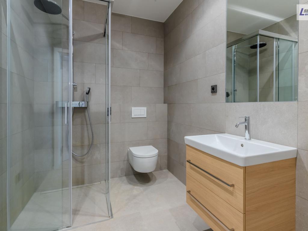 Pronájem bytu 2+kk 59 m2, Praha – náhled fotky 9