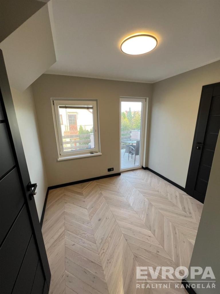 Pronájem bytu 3+kk 71 m2, Opava – náhled fotky 14