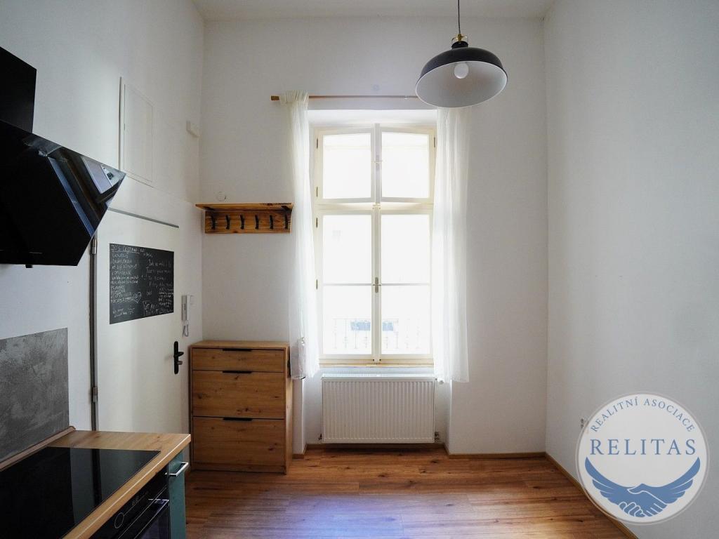 Pronájem bytu 2+1 56 m2