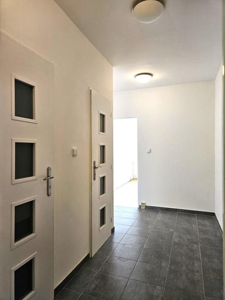 Prodej bytu 2+kk 44 m2, Praha – náhled fotky 4