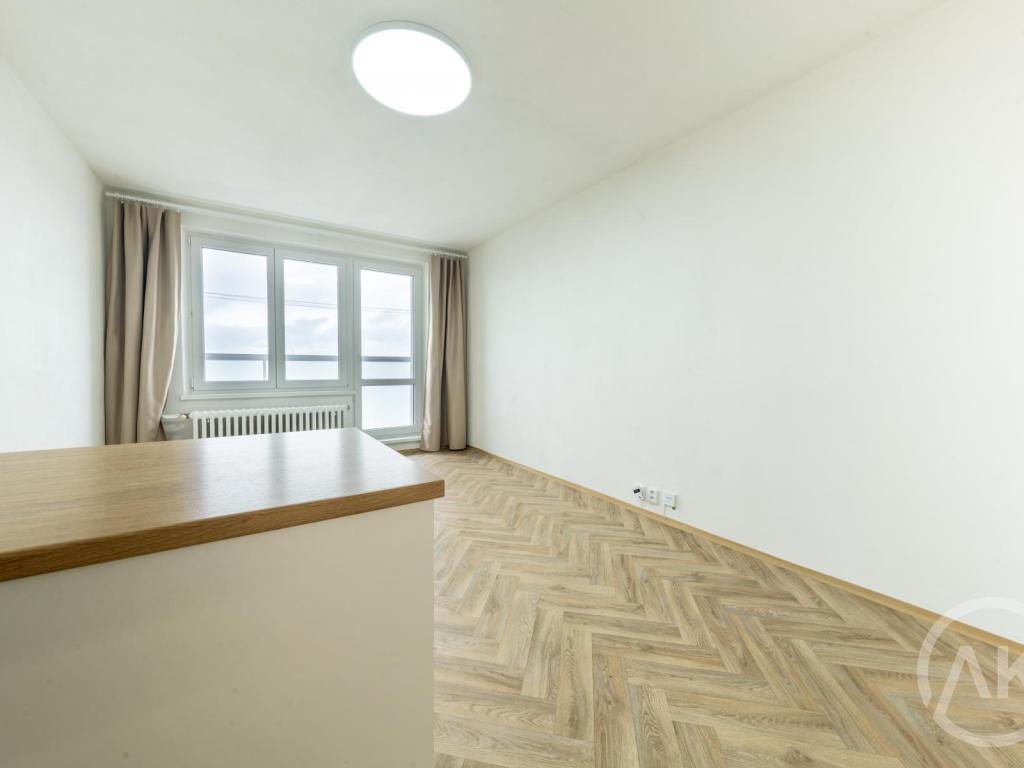 Pronájem bytu 1+kk 28 m2