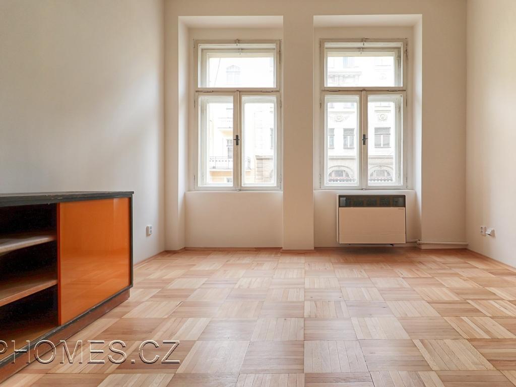 Pronájem bytu 1+1 35 m2