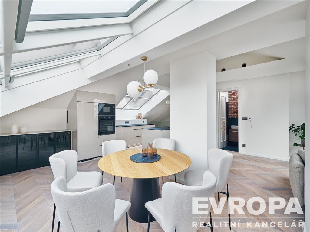 Pronájem bytu 4+kk 120 m2